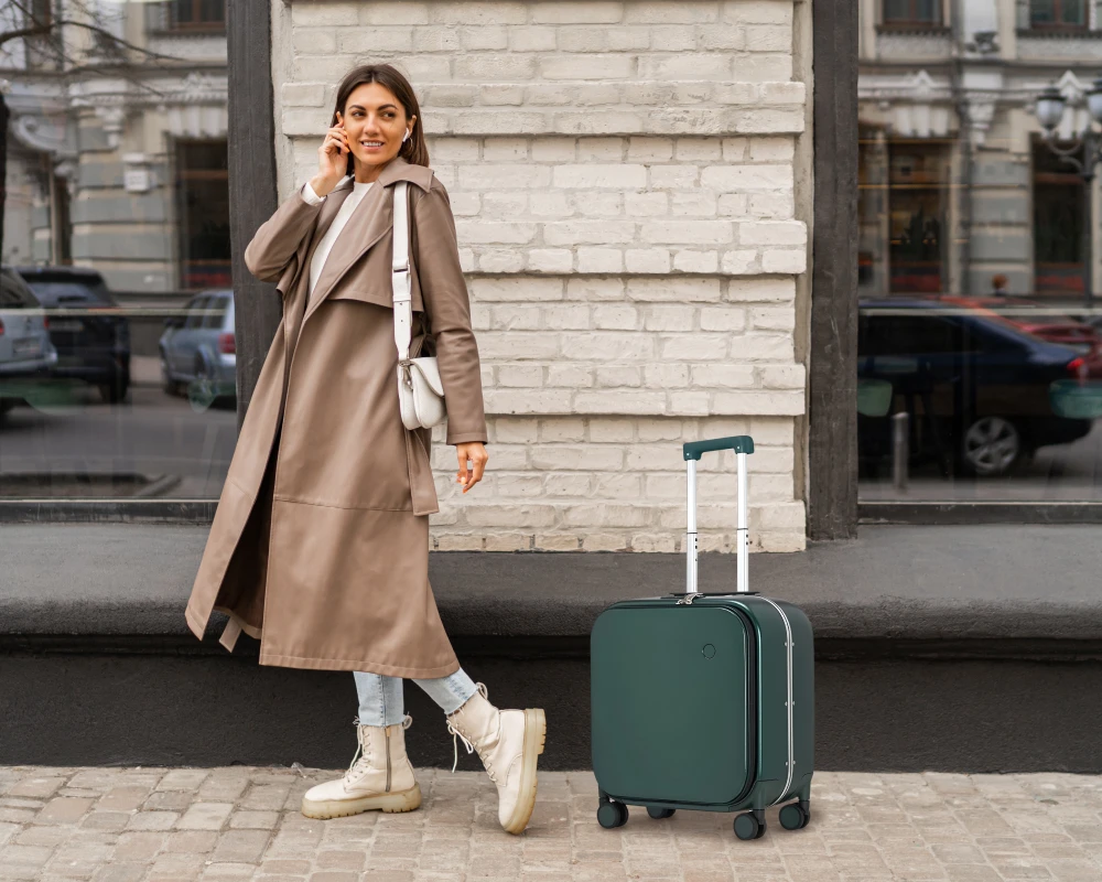light weight suitcase
